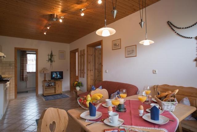 Obermoarhof Lägenhet Anger Exteriör bild