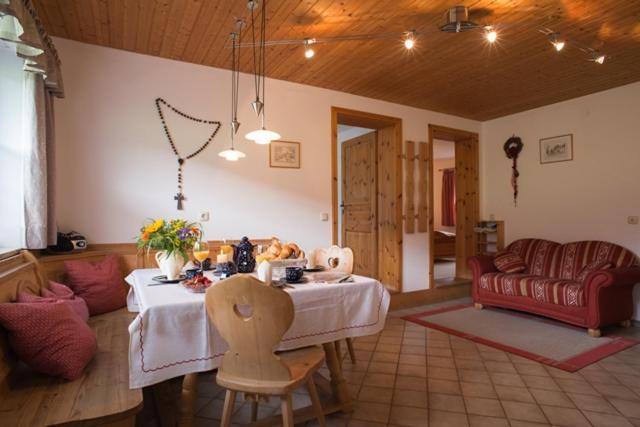 Obermoarhof Lägenhet Anger Exteriör bild
